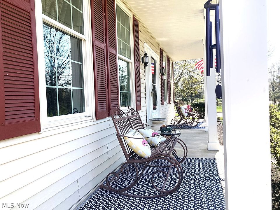 1st image of 711 Savannah Trl