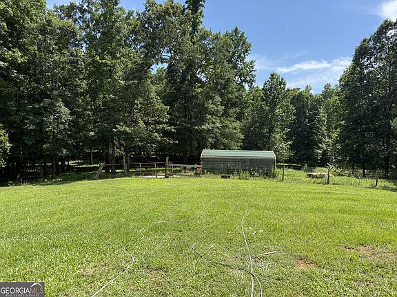 5th image of 408 Bowen Rd