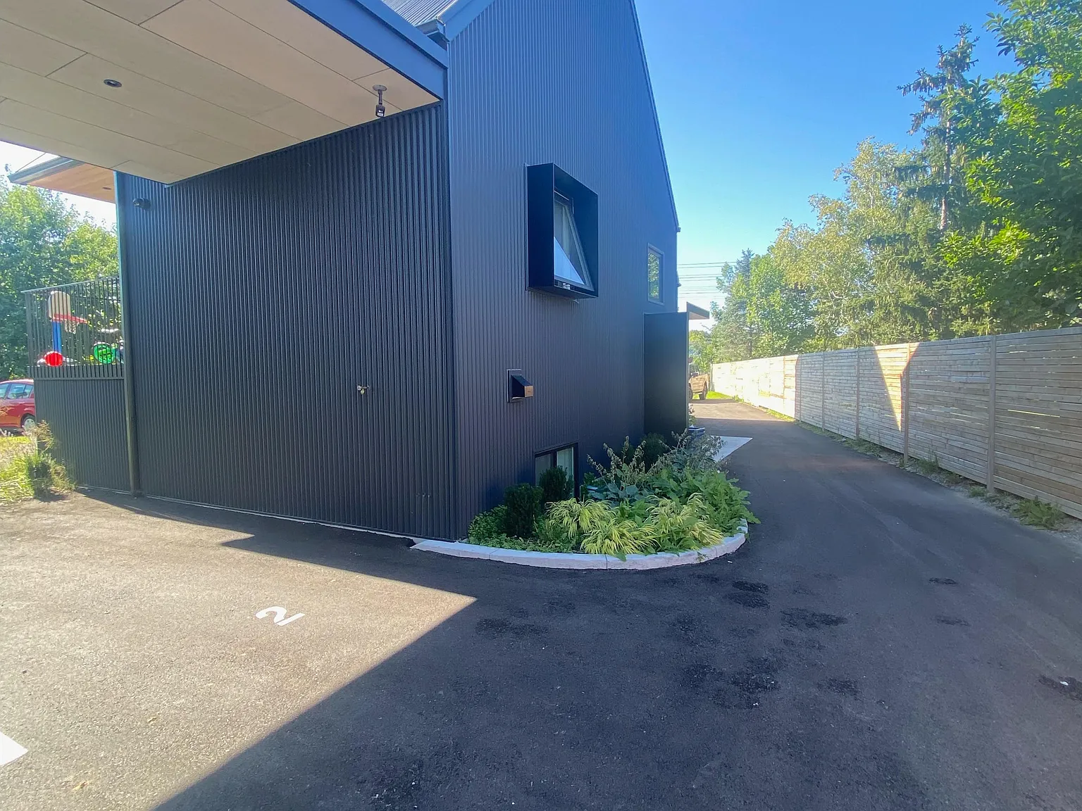 2 bed, $2,200 — Photo 2