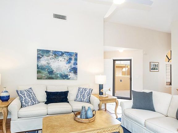 2nd image of 592 Beachwalk Cir #N-303
