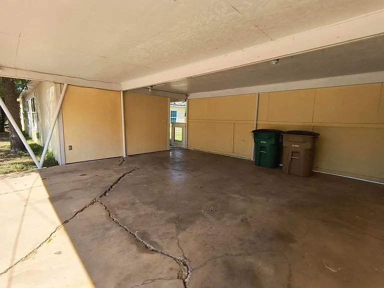 2317 Live Oak St — Photo 11