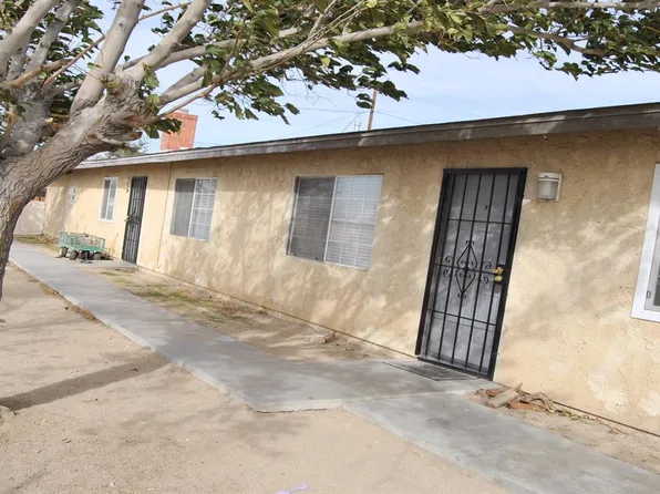 15174 Portland St #A/b, Oro Grande, CA 92368