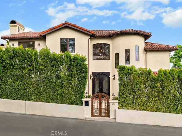 100 Country Club Dr, Burbank, CA 91501