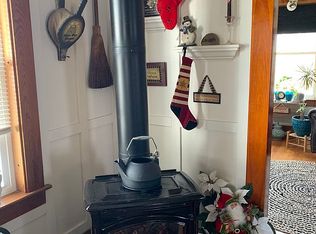 6 Fairview St, Manchester, NH 03102