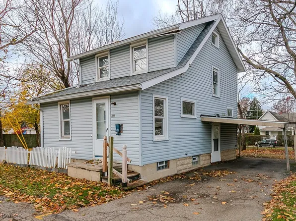 1325 Maddrell Ct NE, Canton, OH 44705