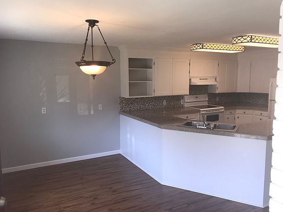 Kitchen 4