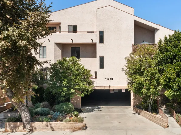 11939 Weddington St Unit 313, Valley Village, CA 91607