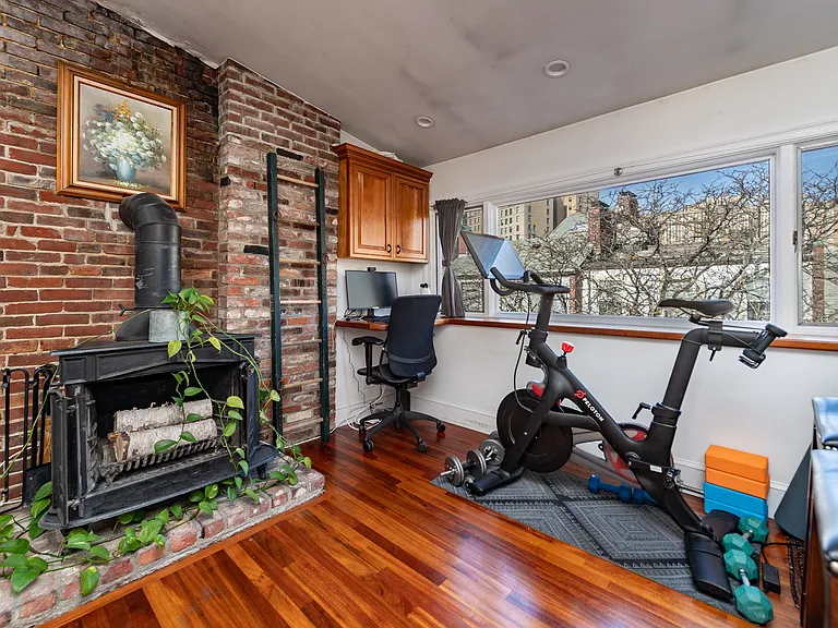 21 Melrose St #41 — Photo 2