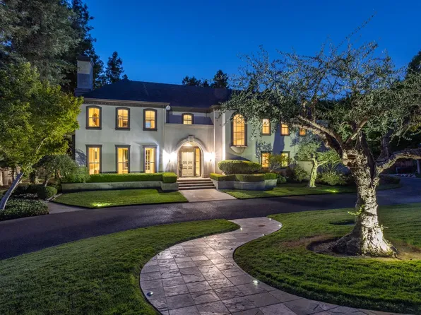 1301 Tamarisk Dr, Modesto, CA 95356