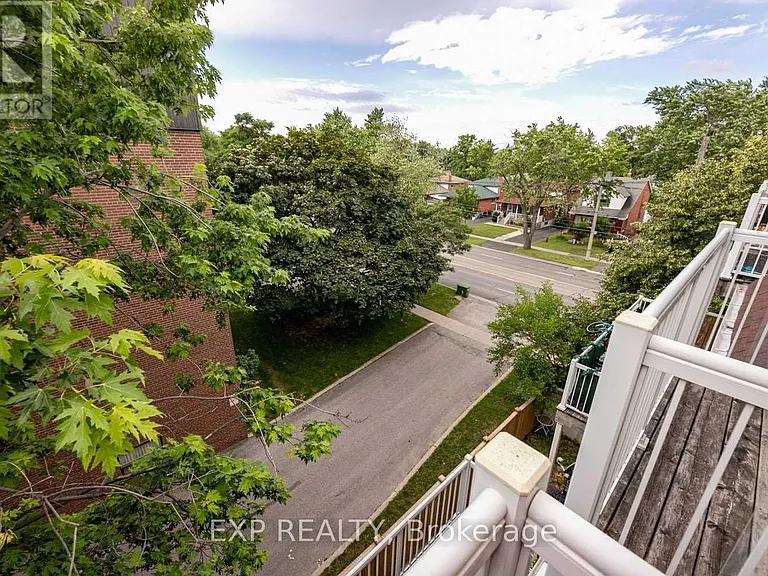 901 Kennedy Rd #8 — Photo 15
