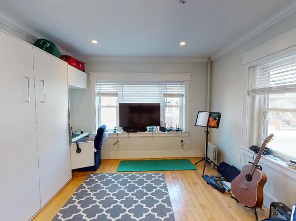 1925 Massachusetts Ave, Cambridge, MA 02140