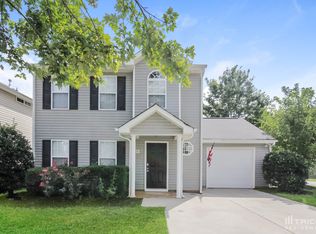 5725 Henderson Oaks Dr, Charlotte, NC 28269
