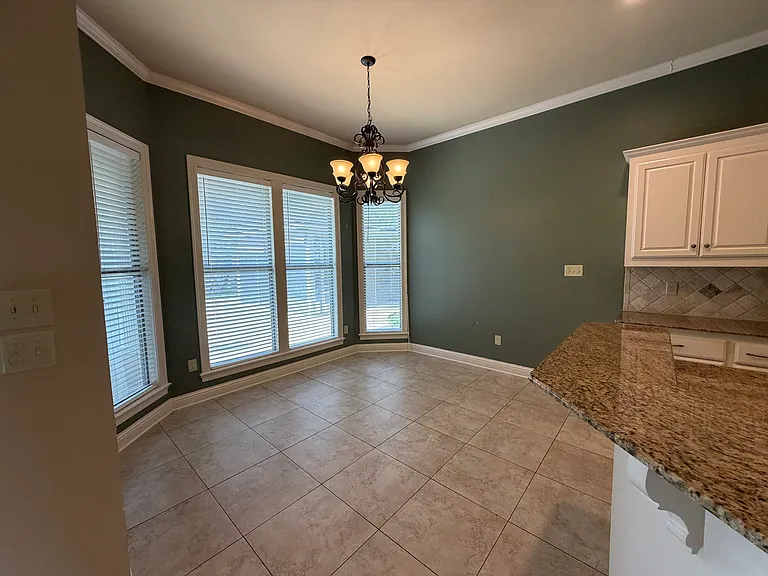 136 Captain Hm Shreve Blvd — Photo 9