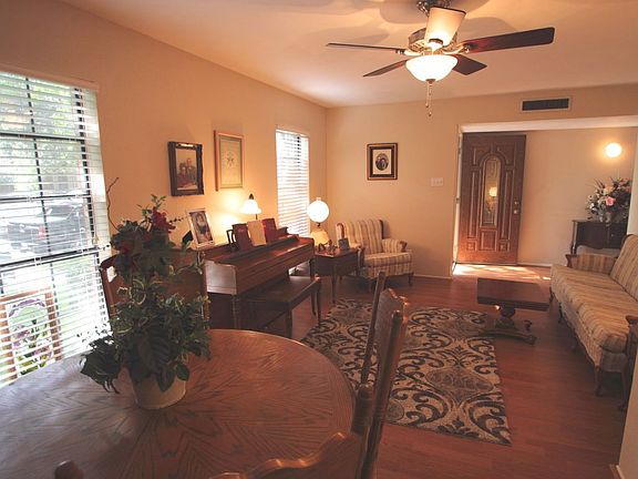 2nd image of 2618 Dove Meadow Dr