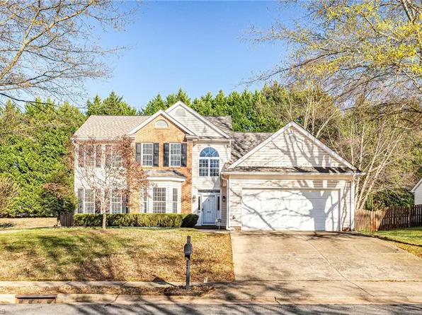 980 La Plata Dr, Kernersville, NC 27284