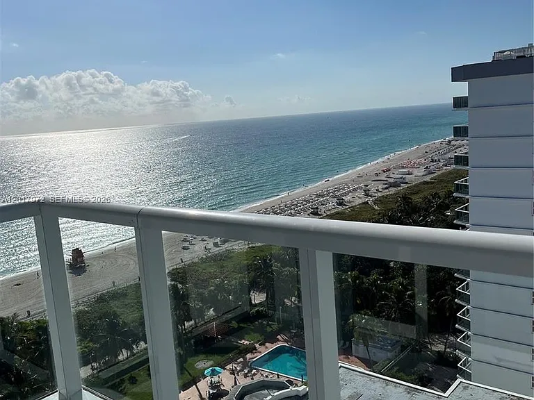 2457 Collins Ave #Penthouse 5 — Photo 1