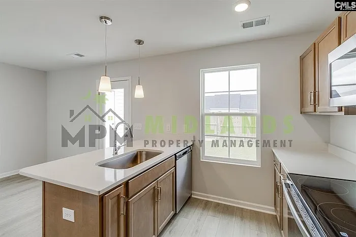 3068 Harborview Dr — Photo 7
