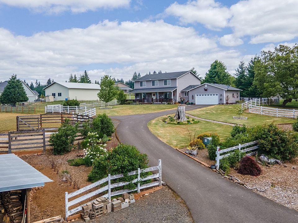 1st image of 20300 NE 109th St