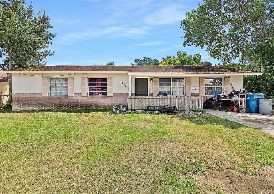 1st image of 1215 ARROYO PARKWAY