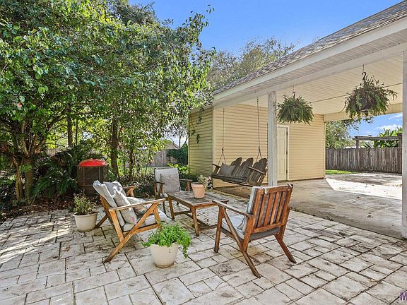 2nd image of 1422 Buffalo Hollow Ct