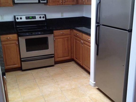 5th image of 566 4th Ave APT 207