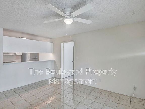 4th image of 91-1062 Makaaloa St Suite 12H