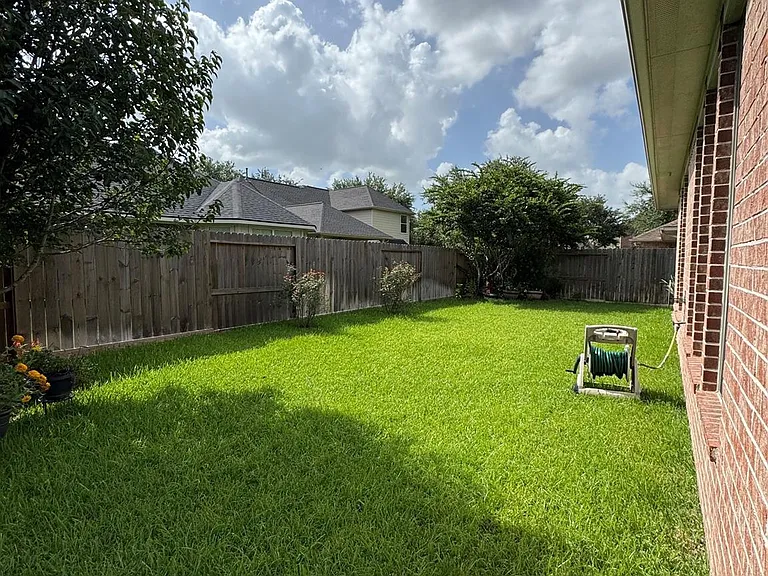 3606 Quiet Meadow Ct — Photo 31