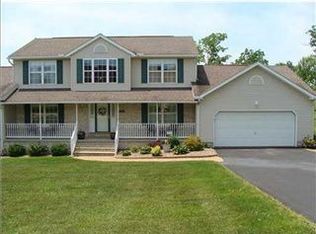 1006 Lux Rd, Jeannette, PA 15644