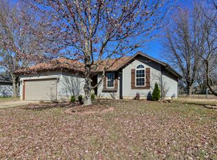 102 Holly Ridge Rd, Willard, MO 65781