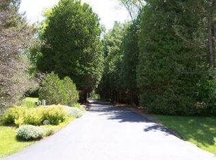 5584 N Ridge View Dr, Janesville, WI 53548