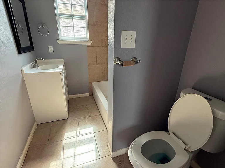 2308 Auburndale St #5 — Photo 13
