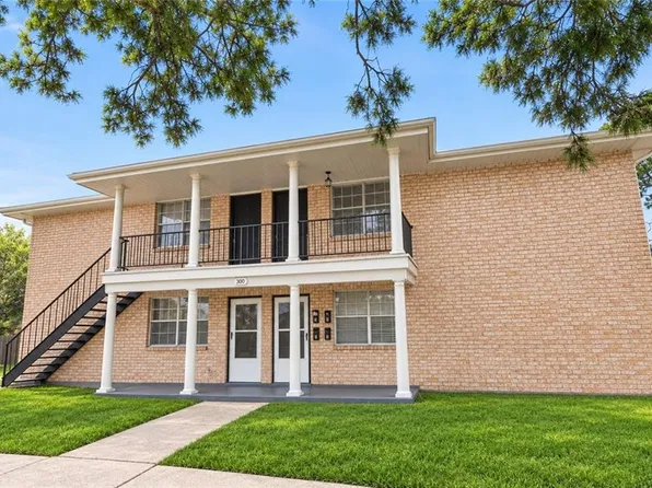 300 Duke Dr, Kenner, LA 70065