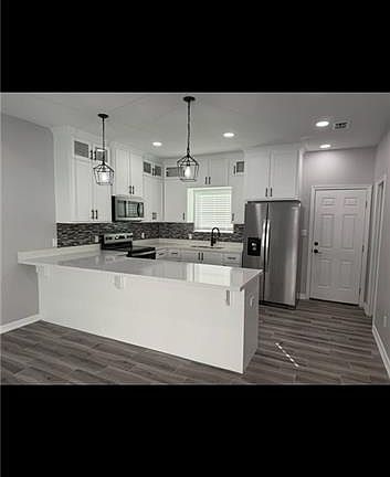3rd image of 1319 San Vicente Ave #2