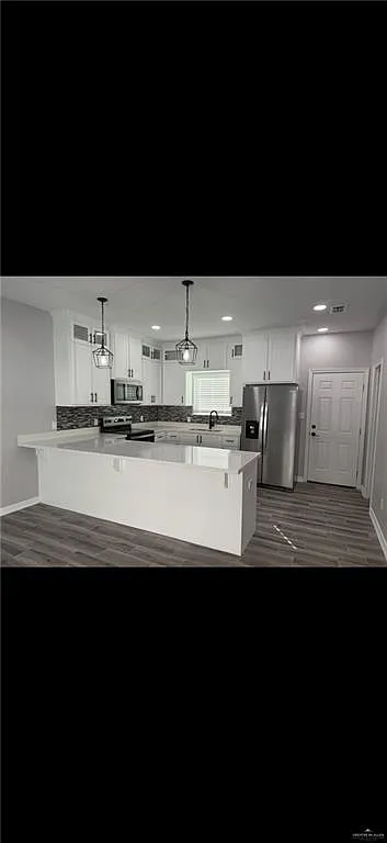 Photo 2 of 7 - 1319 San Vicente Ave #4 - Weslaco, TX Building Photo - 1319 San Vicente Ave #4