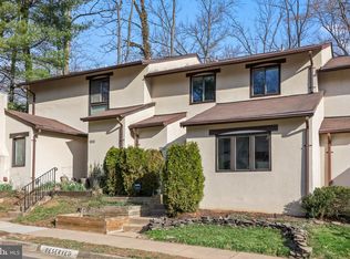 2306 Glade Bank Way, Reston, VA 20191