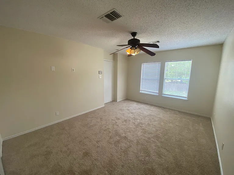 8802 Bridgefield — Photo 19