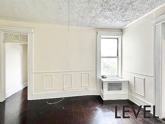 2nd image of 277 7th St APT 1C