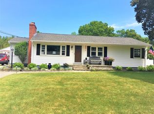 190 Maynard St, Feeding Hills, MA 01030