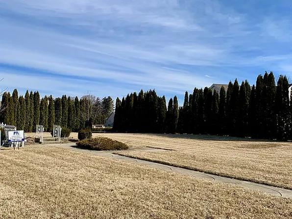 218 W Brooke Ln, Blissfield, MI 49228