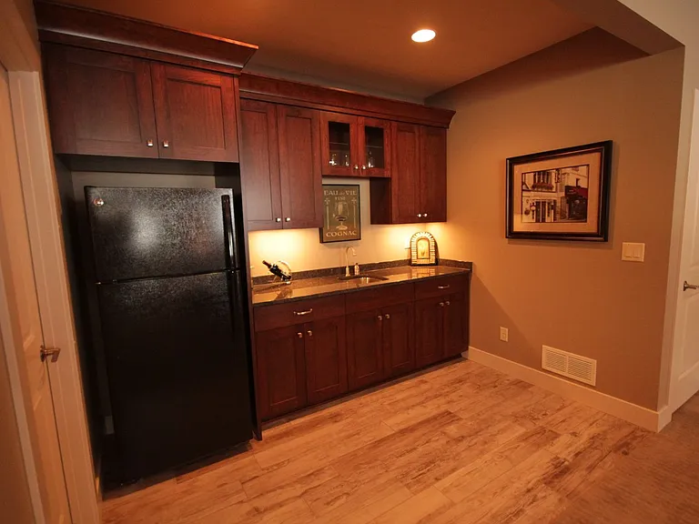 4033 Cameo Pl NE — Photo 18