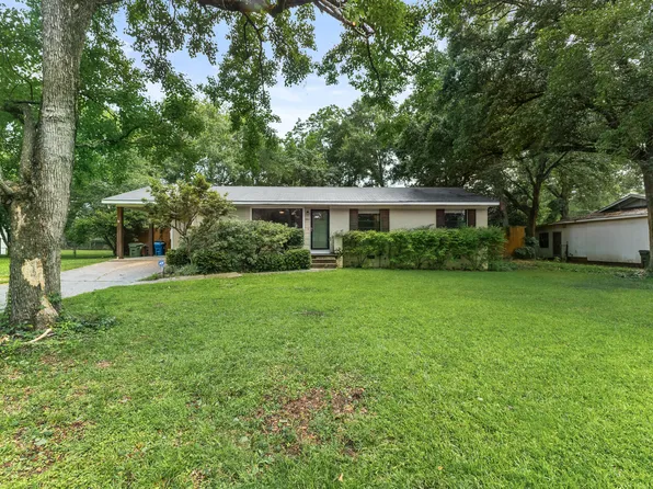 2811 Prince George Rd, Hattiesburg, MS 39402