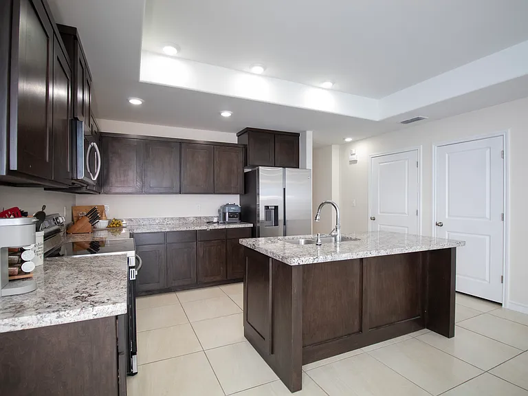5406 Encanto Dr — Photo 11