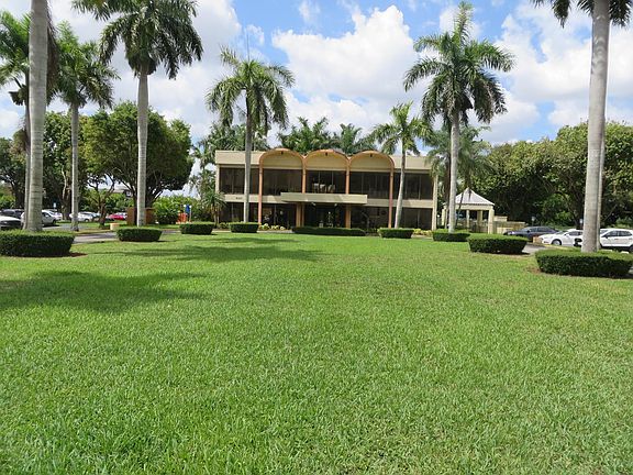 4th image of 9360 Fontainebleau Blvd APT 112