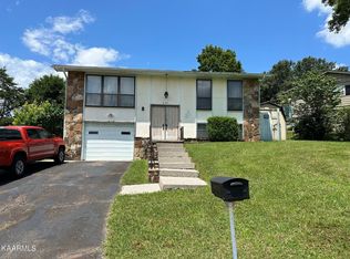 6147 Cougar Dr, Knoxville, TN 37921