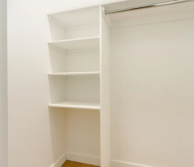 37 Wall St #12J — Photo 7