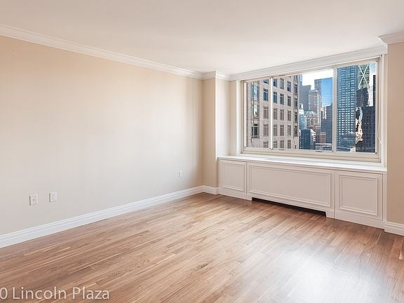 5th image of 30 W 63rd St APT 22FGH