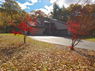 64 Grafton Rd, Upton, MA 01568