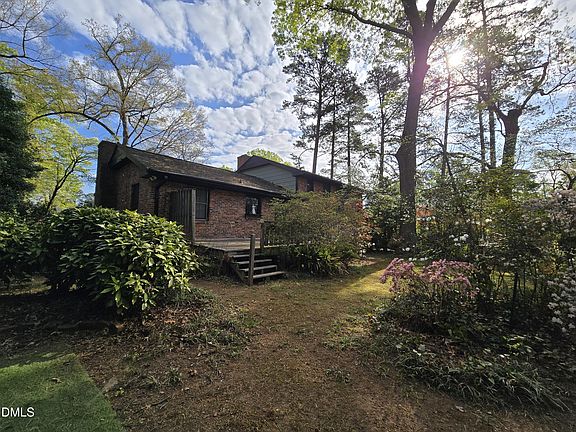 3rd image of 3301 Caldwell Dr