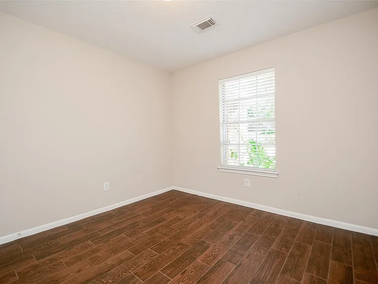 19635 Westbridge Ln — Photo 12