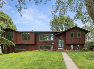 2043 Thorndale Ave, New Brighton, MN 55112